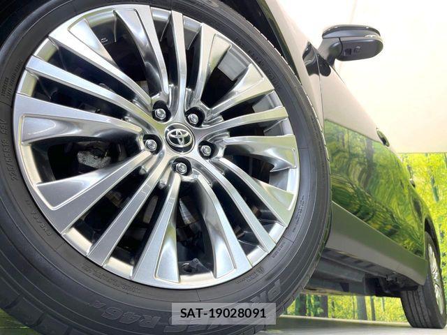 Toyota HARRIER 2021-08 8366101-12
