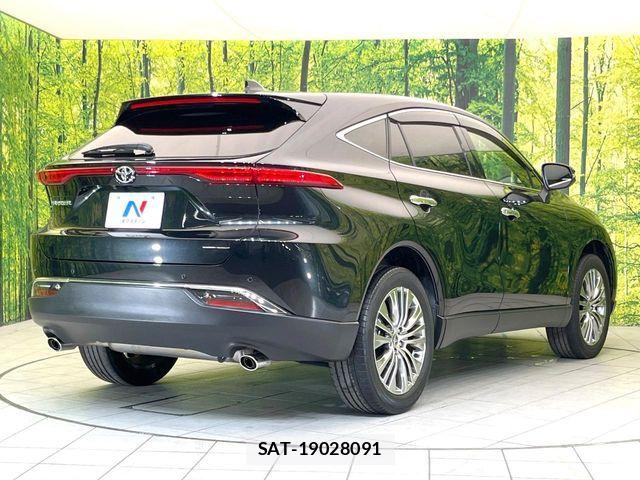 Toyota HARRIER 2021-08 8366101-16