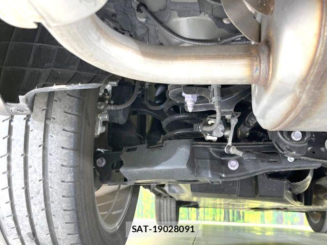 Toyota HARRIER 2021-08 8366101-19
