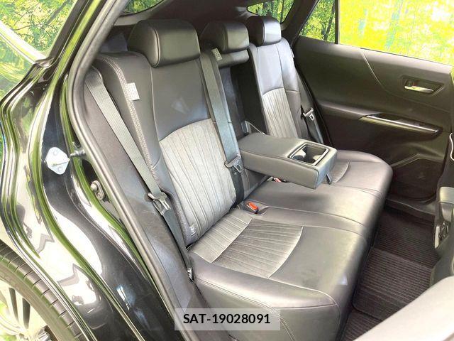 Toyota HARRIER 2021-08 8366101-8