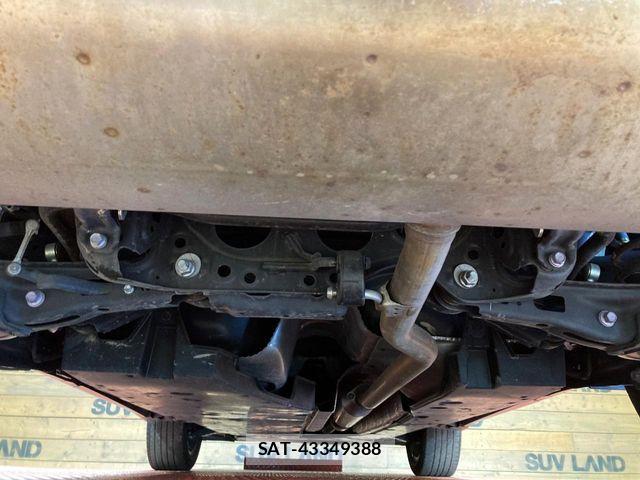 Toyota HARRIER 2021-06 8366094-17