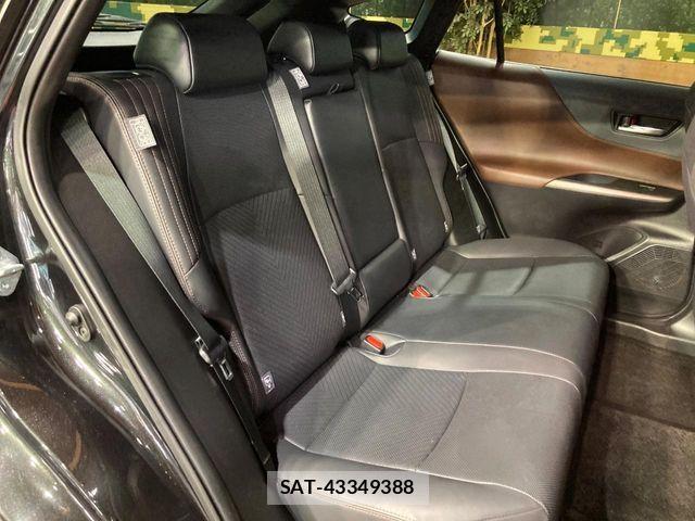 Toyota HARRIER 2021-06 8366094-8