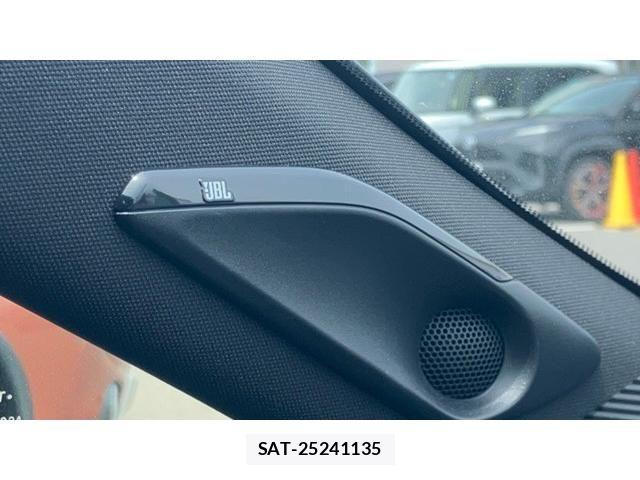 Toyota HARRIER 2023-09 8366093-29