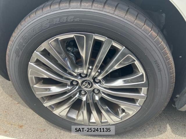 Toyota HARRIER 2023-09 8366093-4