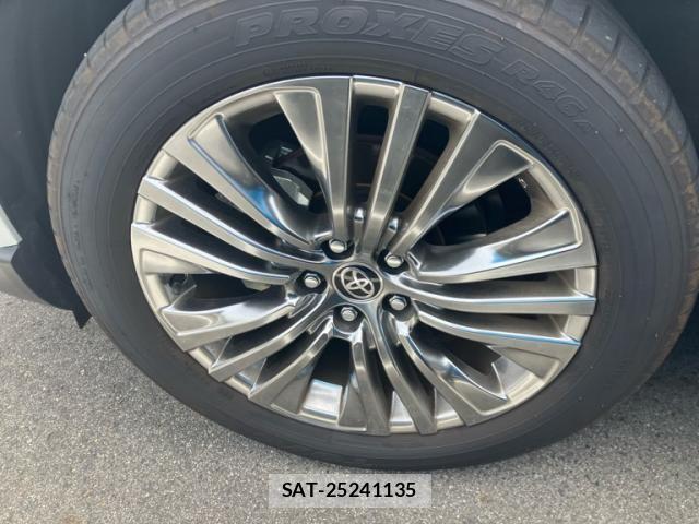 Toyota HARRIER 2023-09 8366093-6