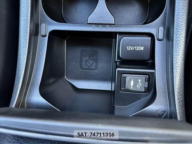 Toyota HARRIER 2017-11 8366112-25
