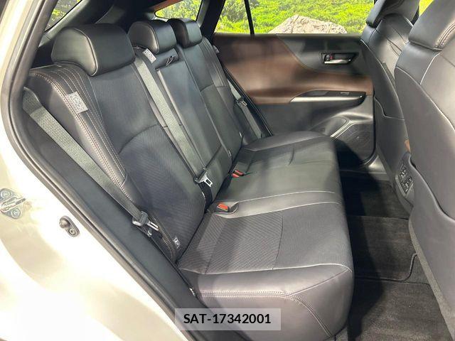 Toyota HARRIER 2022-03 8366089-8