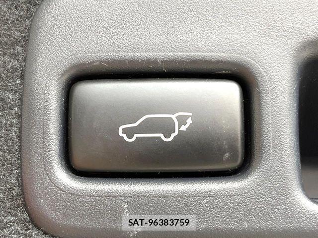 Toyota HARRIER 2016-11 8366116-4