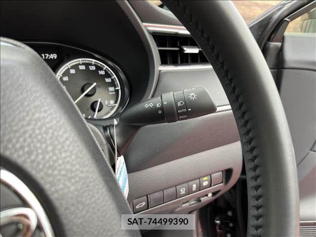 Toyota HARRIER 2021-06 8366090-16