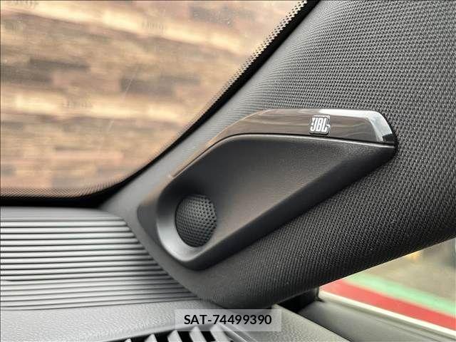 Toyota HARRIER 2021-06 8366090-18