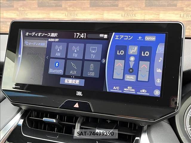Toyota HARRIER 2021-06 8366090-26