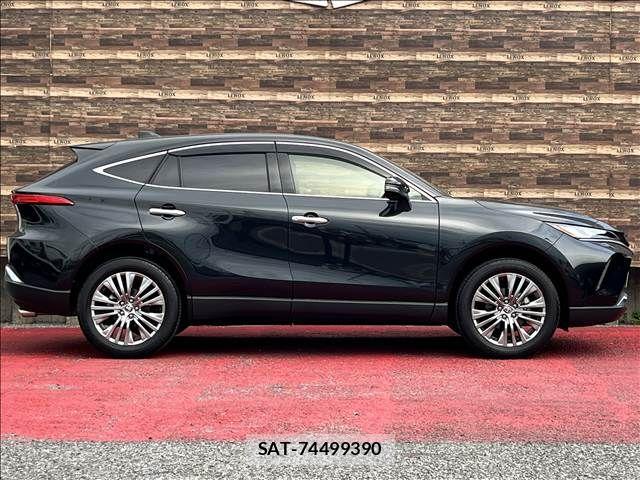 Toyota HARRIER 2021-06 8366090-3
