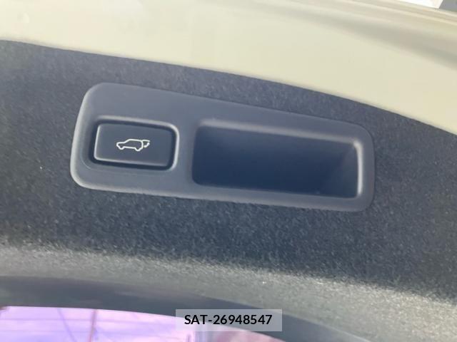Toyota HARRIER 2015-03 8366118-11