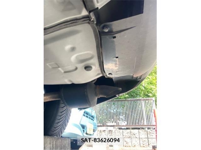 Toyota HARRIER 2020-03 8366108-13