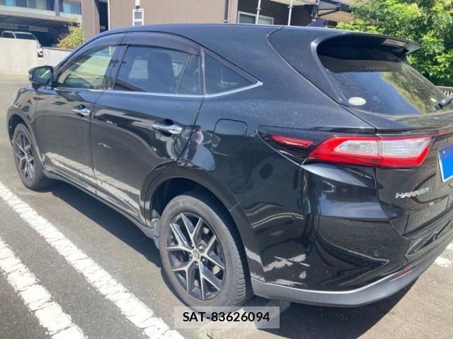 Toyota HARRIER 2020-03 8366108-2