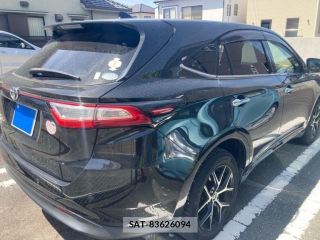 Toyota HARRIER 2020-03 8366108-3