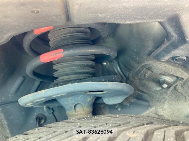 Toyota HARRIER 2020-03 8366108-5