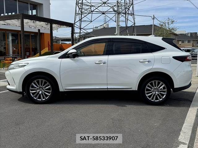 Toyota HARRIER 2019-08 8366113-11