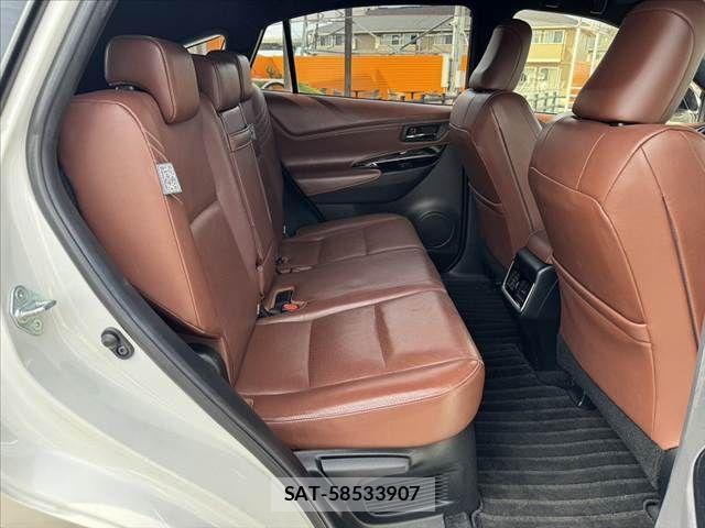 Toyota HARRIER 2019-08 8366113-17