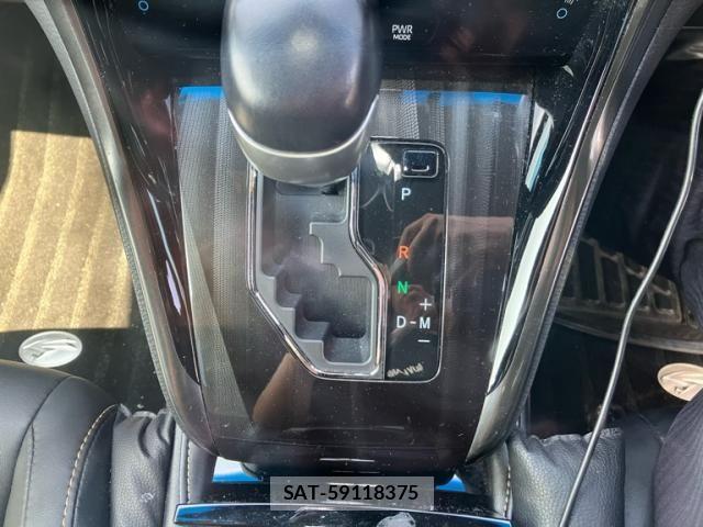 Toyota HARRIER 2019-02 8366102-18