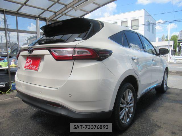Toyota HARRIER 2017-12 8366114-2