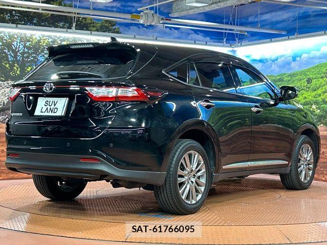 Toyota HARRIER 2018-01 8366109-16