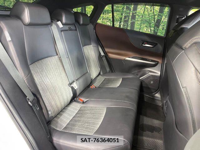 Toyota HARRIER 2021-08 8366096-9