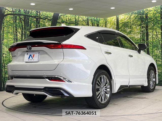 Toyota HARRIER 2021-08 8366096-17