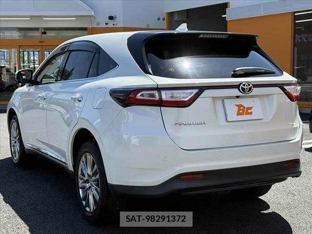 Toyota HARRIER 2019-09 8371699-12