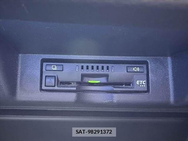 Toyota HARRIER 2019-09 8371699-28