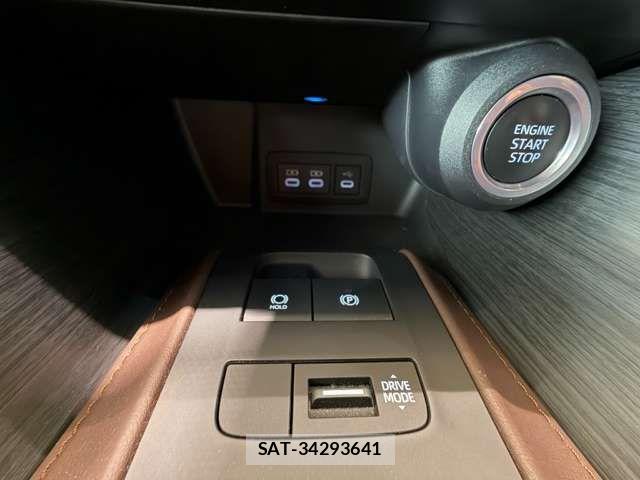 Toyota HARRIER 2023-09 8371697-12
