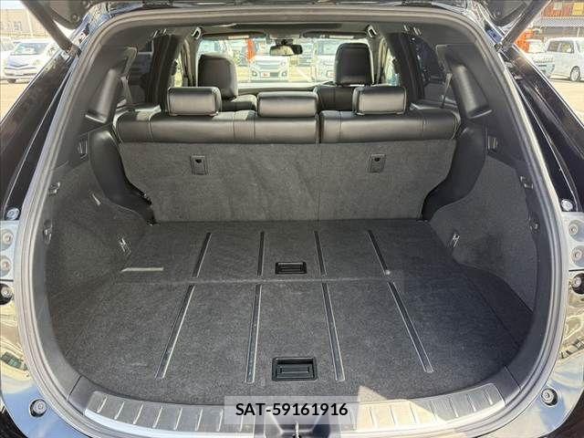 Toyota HARRIER 2017-08 8371703-19
