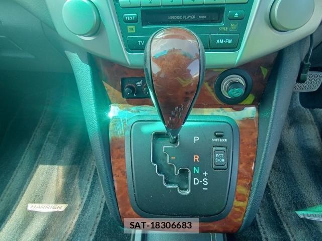 Toyota HARRIER 2009-12 8412679-12