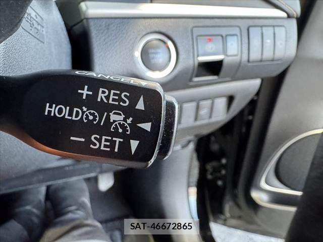 Toyota HARRIER 2019-06 8412660-5