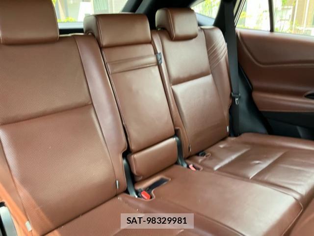 Toyota HARRIER 2018-09 8412666-17