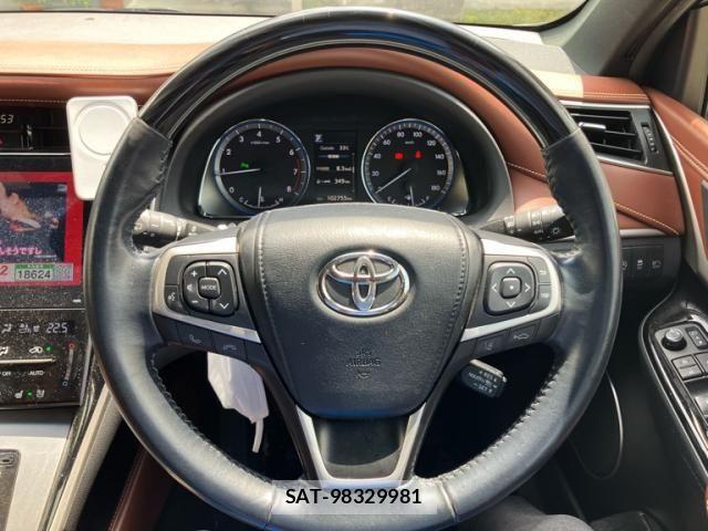 Toyota HARRIER 2018-09 8412666-19