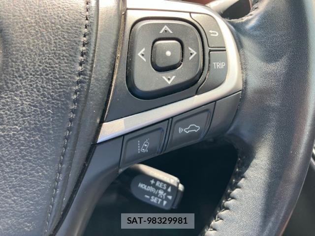 Toyota HARRIER 2018-09 8412666-21