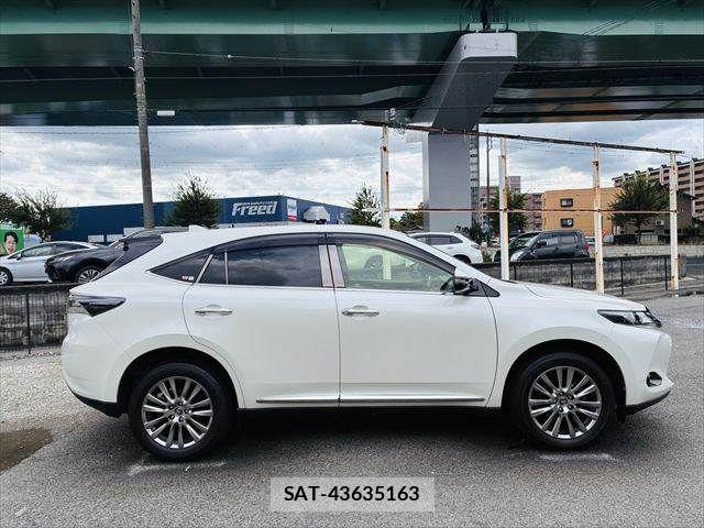 Toyota HARRIER 2016-07 8412667-16