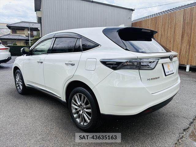 Toyota HARRIER 2016-07 8412667-19