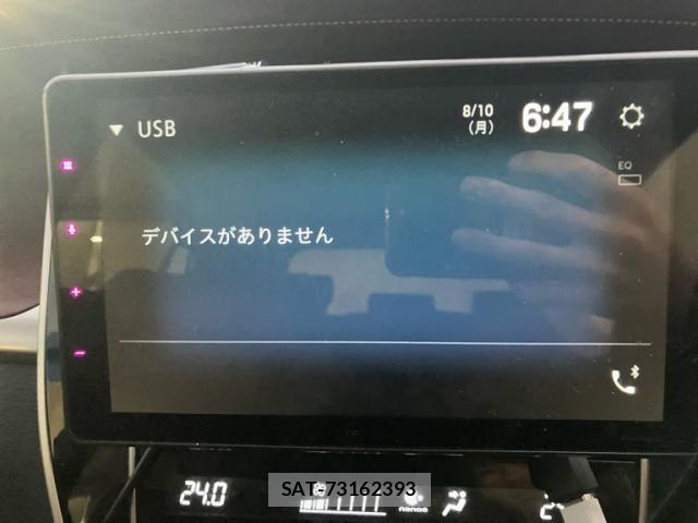 Toyota HARRIER 2017-03 8412668-15