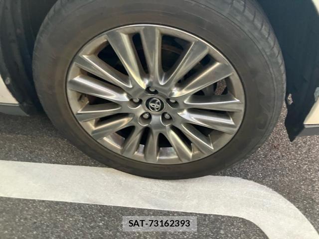 Toyota HARRIER 2017-03 8412668-6