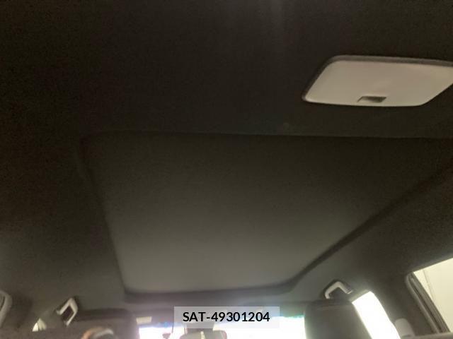 Toyota HARRIER 2019-10 8412665-12