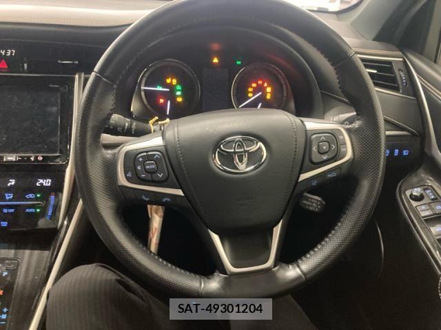 Toyota HARRIER 2019-10 8412665-13