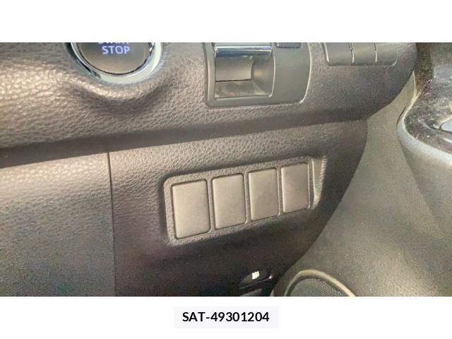 Toyota HARRIER 2019-10 8412665-27