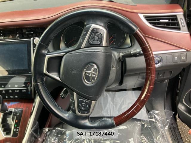 Toyota HARRIER 2014-06 8412671-13