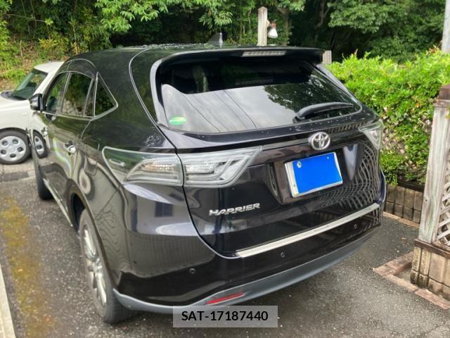 Toyota HARRIER 2014-06 8412671-1
