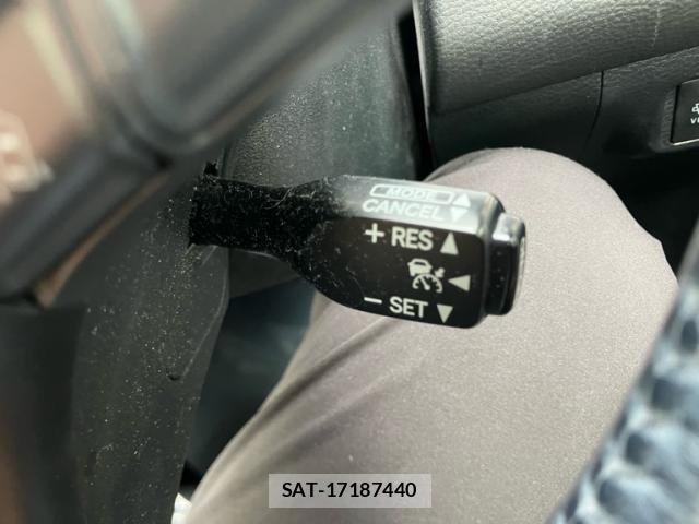 Toyota HARRIER 2014-06 8412671-20