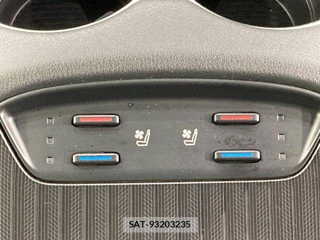 Toyota HARRIER 2020-09 8438173-6