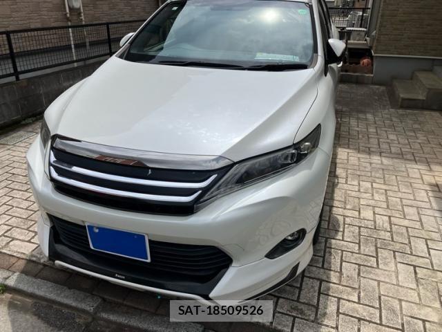 Toyota HARRIER 2015-09 8438182-0
