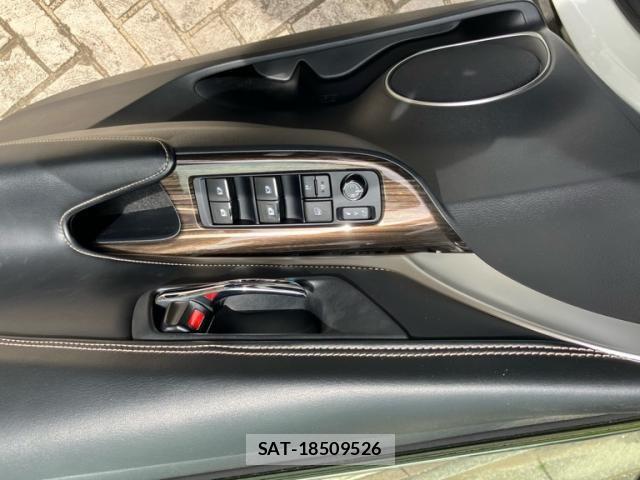 Toyota HARRIER 2015-09 8438182-10